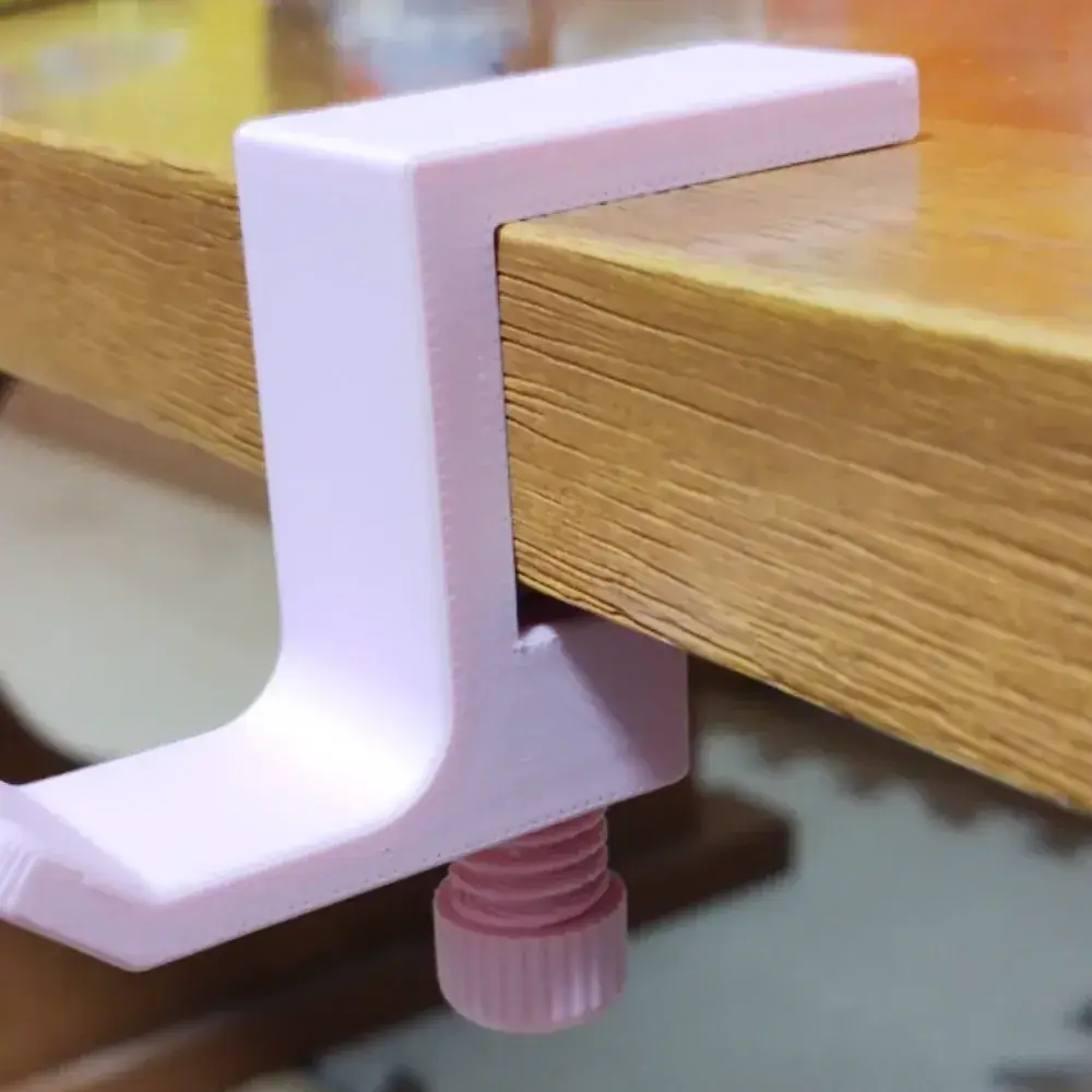 Gancho de mesa com rosca